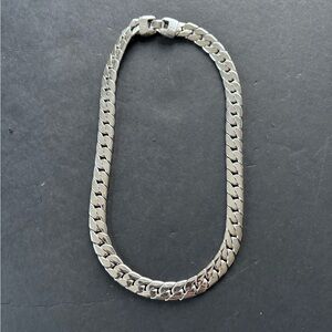 Silver tone unisex chain